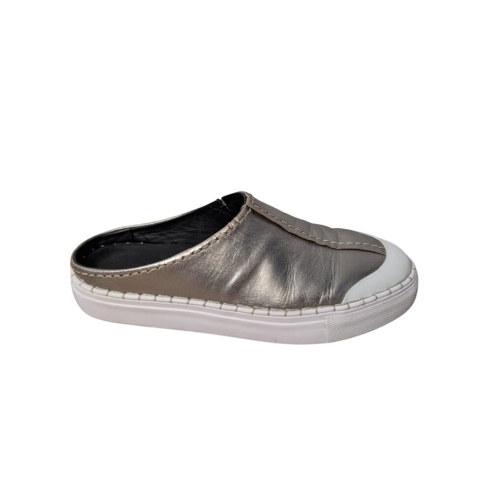 Free People Women’s Silver Metallic Leather Slip On Mules Sneakers Shoes Size 9